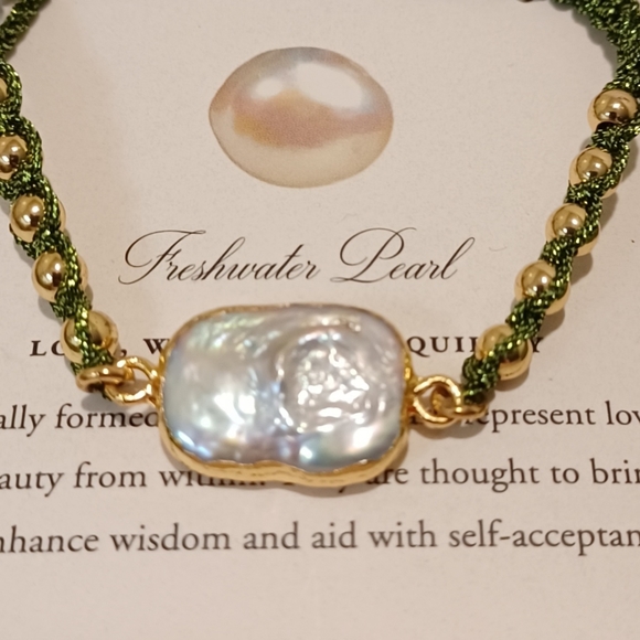 LUNA NORTE MOTHER OF PEARL W/ TASSEL - Picture 2 of 8